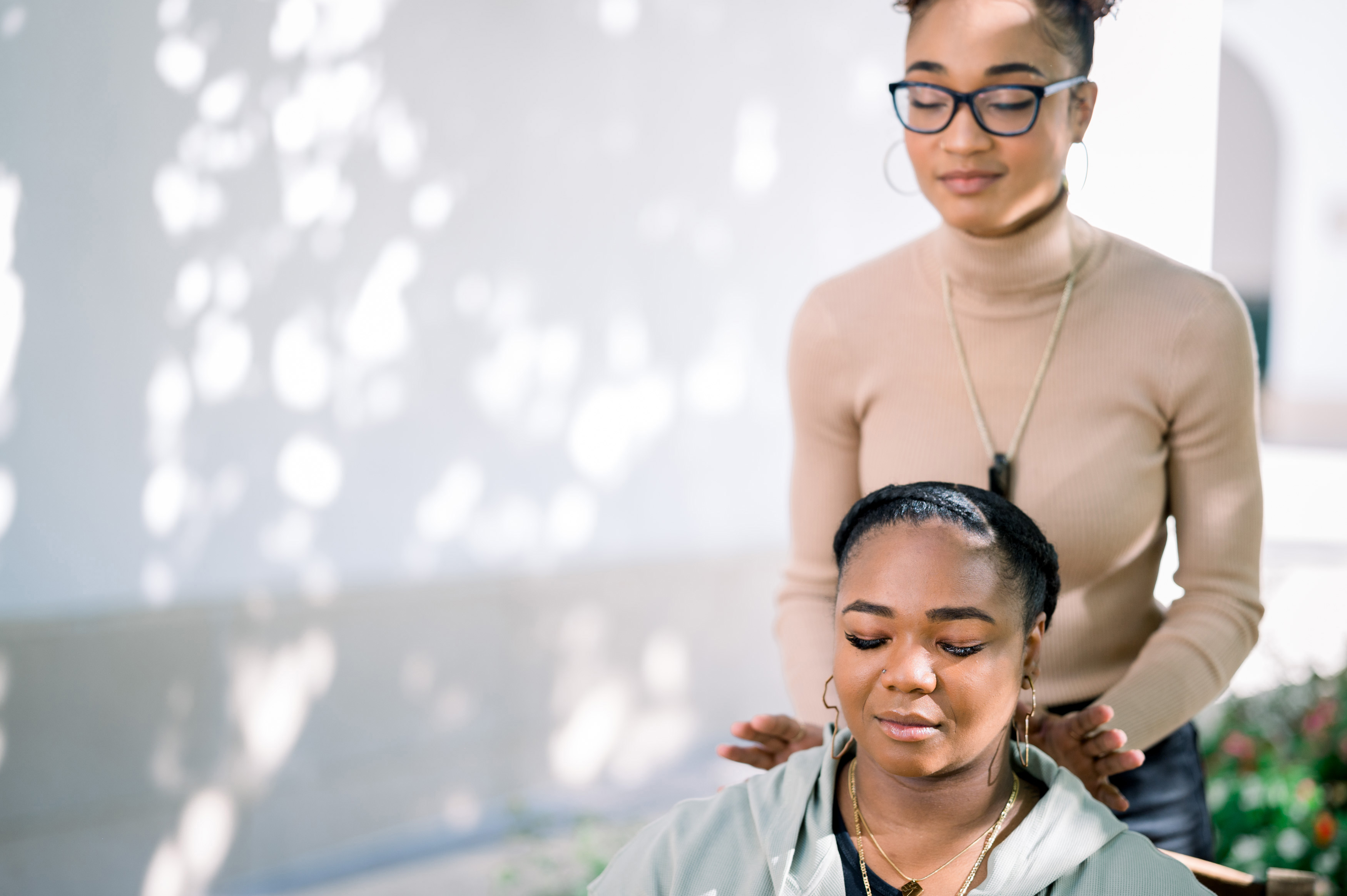 Beyond Insight: Combining Akashic Readings with Energy Healing for True Transformation